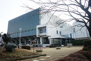 写真：中央体育館