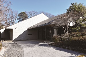 写真：S&Dたまぐー福生中央図書館