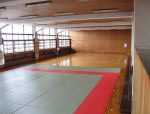 写真：柔・剣道場