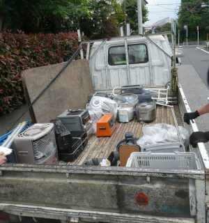 写真：違法回収業者の例