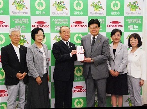 写真:各種団体からの熊本地震災害義援金寄附