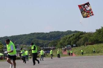 昨年の大凧揚げ大会の様子