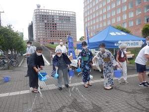 「福生打ち水日和」