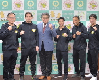 写真：リングサイドフィットネスジム所属プロボクサー選手活動報告