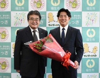 写真：渡邉悠斗選手表敬訪問