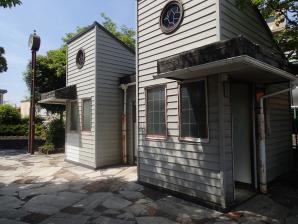 東福生駅東口公園2