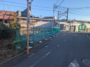 写真：熊川駅前
