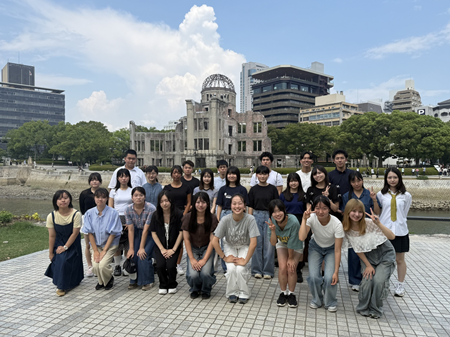 平和ユースの集合写真